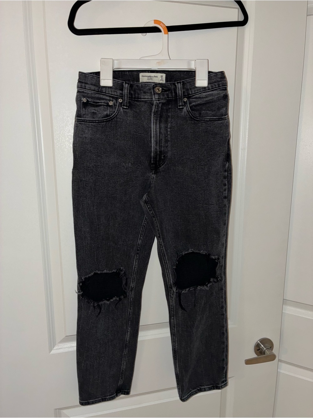 Women’s A&F “high-rise mom” jeans